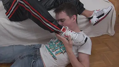 Athletic Stud Javor Is Ready for Some Foot Worship in This Hot Clip and His Lean Pal Gizzy