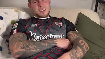 Football Player No Hands Cum! Boygym