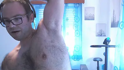 Shaving Armpits and Shoulders