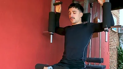 You Can Keep Working Out, I',m Just Going to Suck Your Big Dick Dry