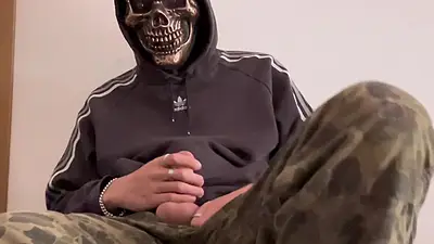 Skull-masked Sneakerfucker